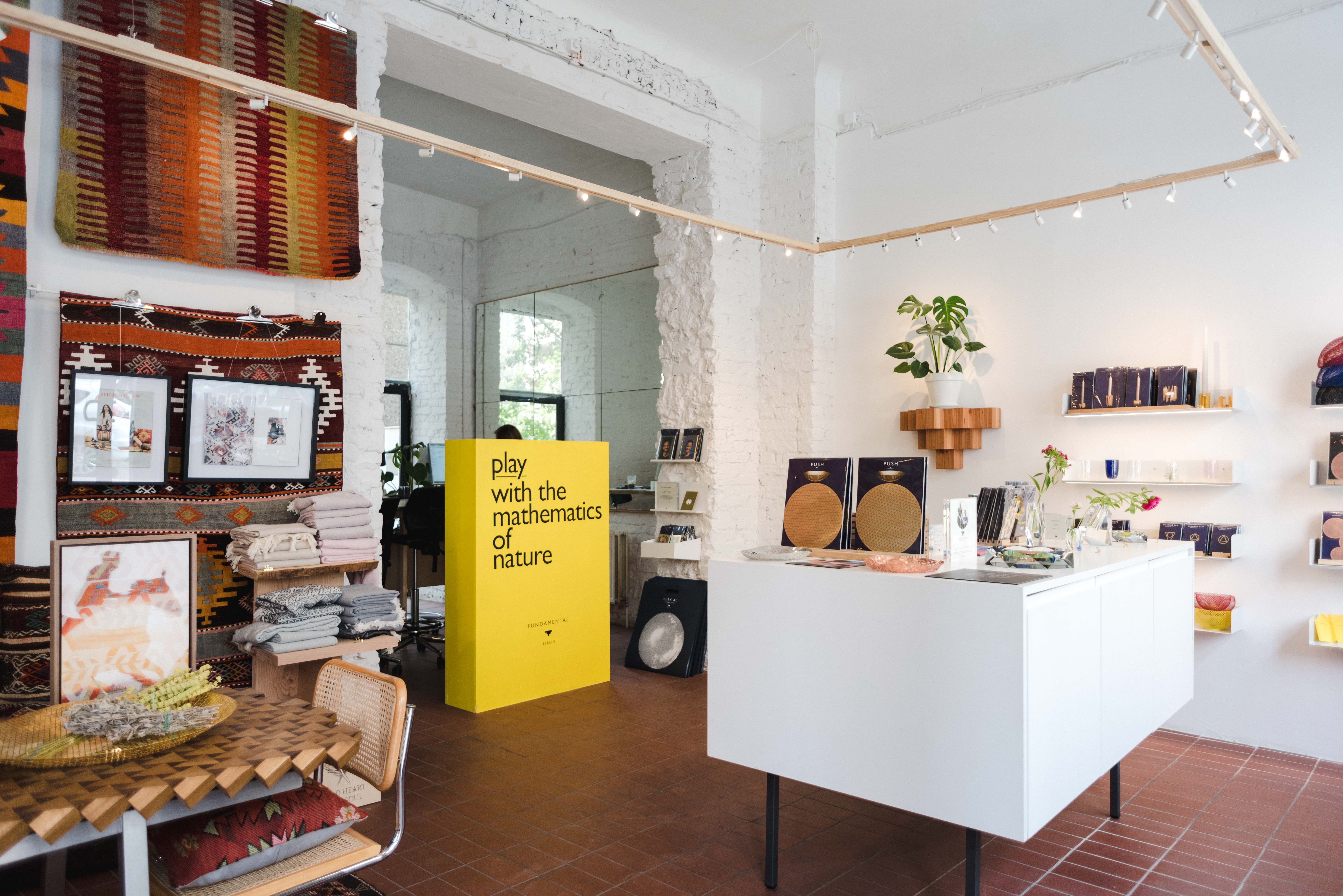 Trouva Fundamental 7639